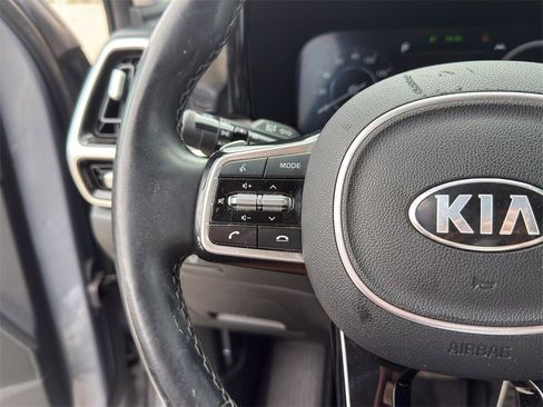 Used 2021 Kia Sorento SX Prestige image 25