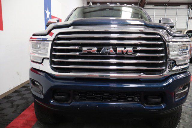 Used 2022 RAM 3500 Limited AWD/4WD image 14