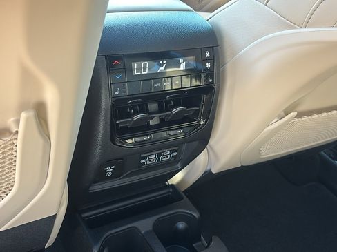 Used 2025 Jeep Grand Cherokee L Limited w/ Trailer Tow Package image 30