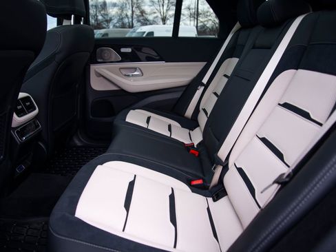 New 2026 Mercedes-Benz GLE 53 AMG 4MATIC image 16