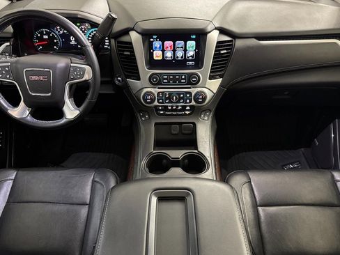 Used 2020 GMC Yukon SLT w/ Graphite Performance Edition image 16