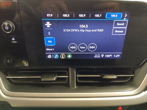Used 2025 Chevrolet Trax RS w/ Sunroof Package FWD image 25
