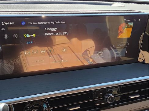 Used 2025 INFINITI QX80 Sensory image 26