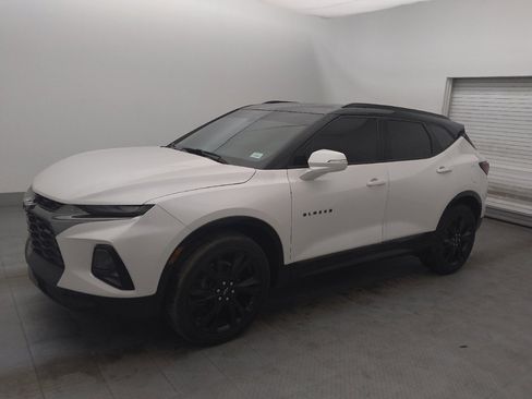 Used 2022 Chevrolet Blazer RS w/ Enhanced Convenience Package FWD image 2