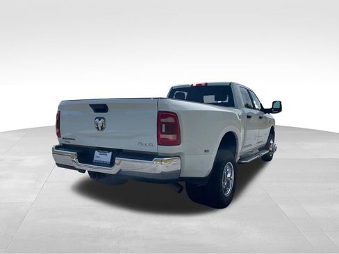 Used 2024 RAM 3500 Big Horn AWD/4WD image 5