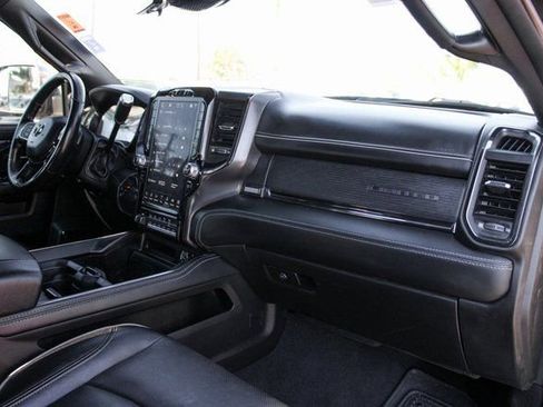 Used 2022 RAM 3500 Limited AWD/4WD image 42