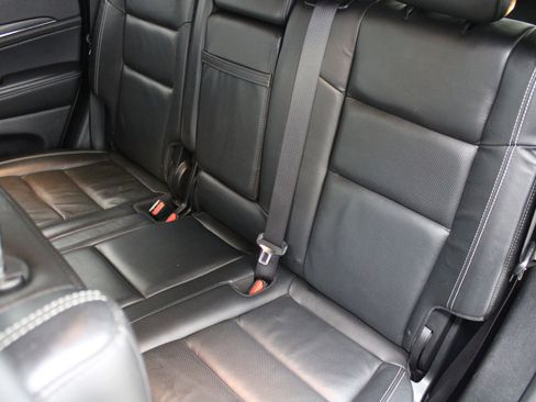 Used 2021 Jeep Grand Cherokee Limited w/ Quick Order Package 28K 80th AWD/4WD image 18