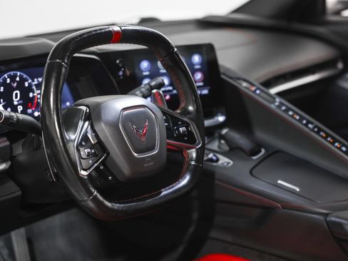 Used 2022 Chevrolet Corvette Stingray Coupe w/ 1LT RWD image 26