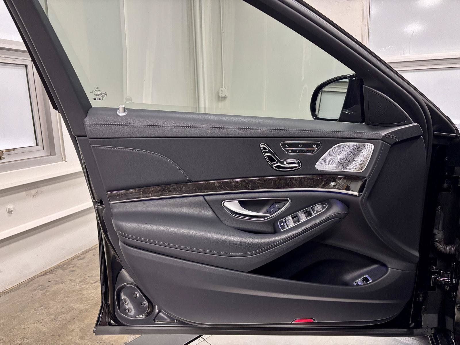 Used 2017 Mercedes-Benz S 550 Sedan image 13