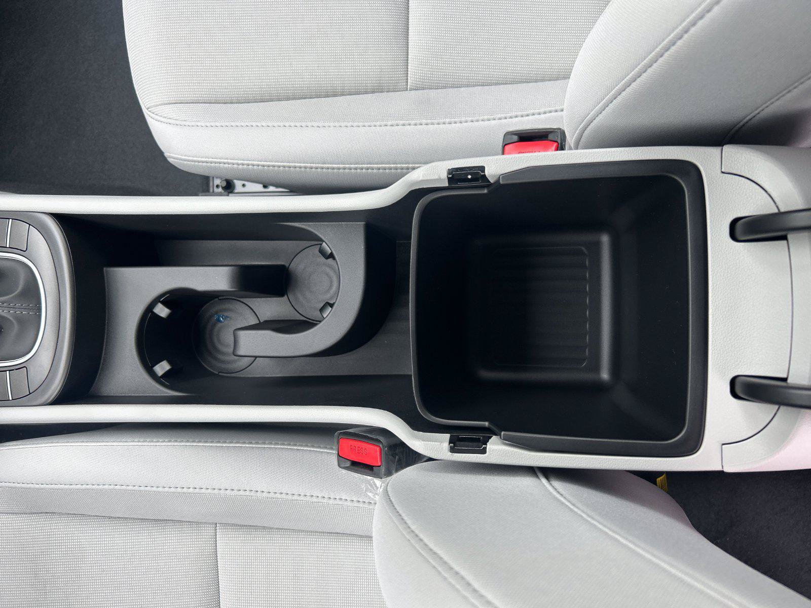 New 2027 Hyundai Kona SE AWD/4WD image 19