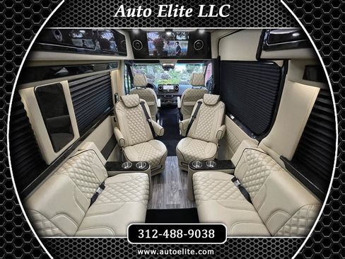 Used 2021 Mercedes-Benz Sprinter 2500 image 1