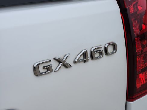 Used 2021 Lexus GX 460 Premium image 11