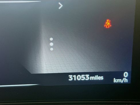 Used 2024 Nissan Ariya AWD image 19