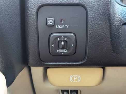 Used 2002 Lexus SC 430 Convertible RWD image 21