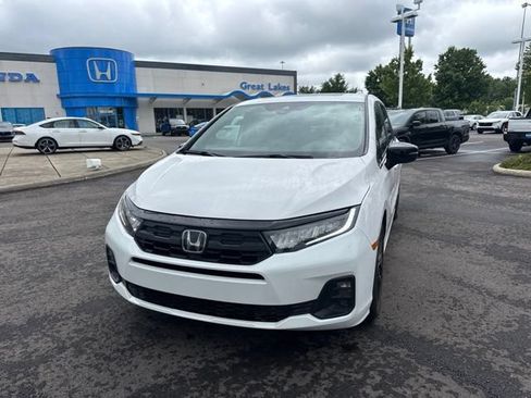 Used 2025 Honda Odyssey Sport-L image 2