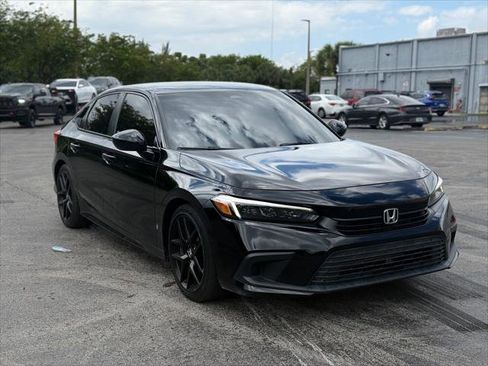 Used 2023 Honda Civic Sport image 9
