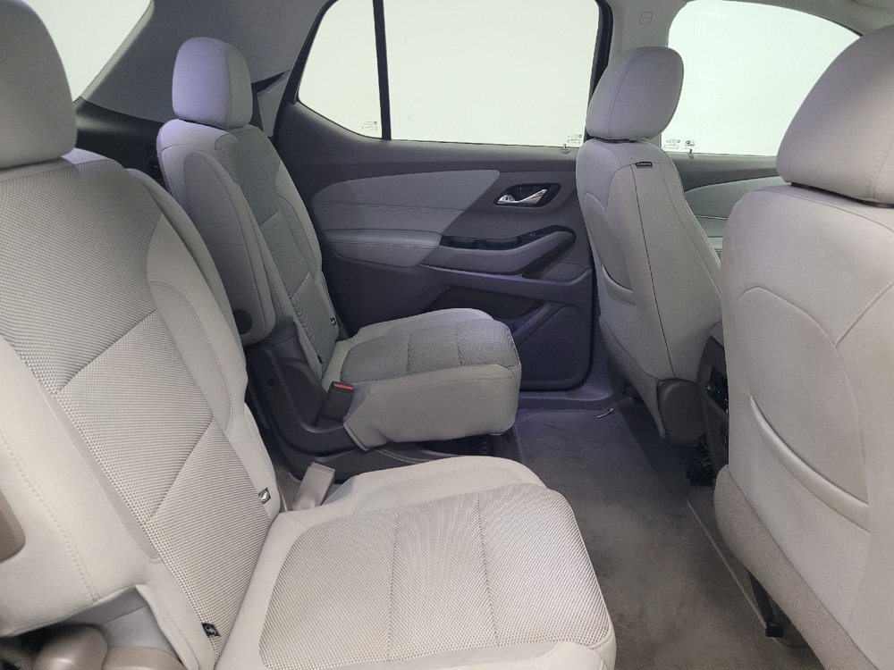 Used 2019 Chevrolet Traverse LT FWD image 19