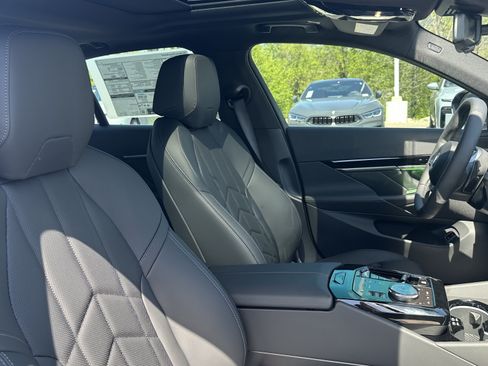 New 2026 BMW 530i xDrive w/ Premium Package AWD/4WD image 30