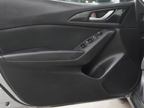 Used 2015 MAZDA MAZDA3 i Touring FWD image 17