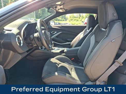 Used 2023 Chevrolet Camaro LT w/ Technology Package RWD image 2