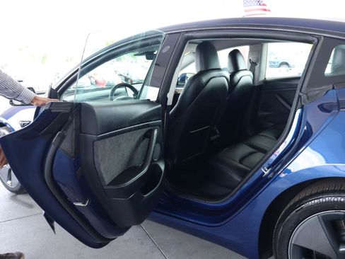 Used 2023 Tesla Model 3 Long Range AWD/4WD image 29