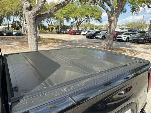 Used 2022 GMC Sierra 1500 Denali Ultimate image 18