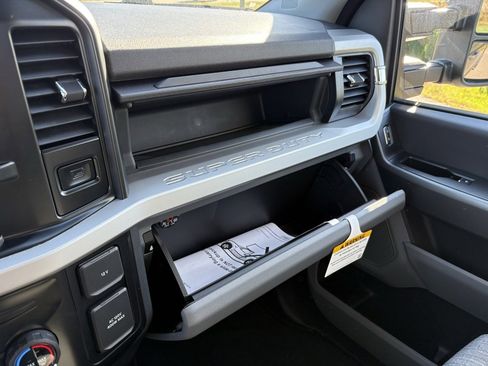 New 2026 Ford F350 XLT w/ FX4 Off-Road Package image 43