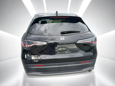 Used 2024 Honda HR-V Sport image 6