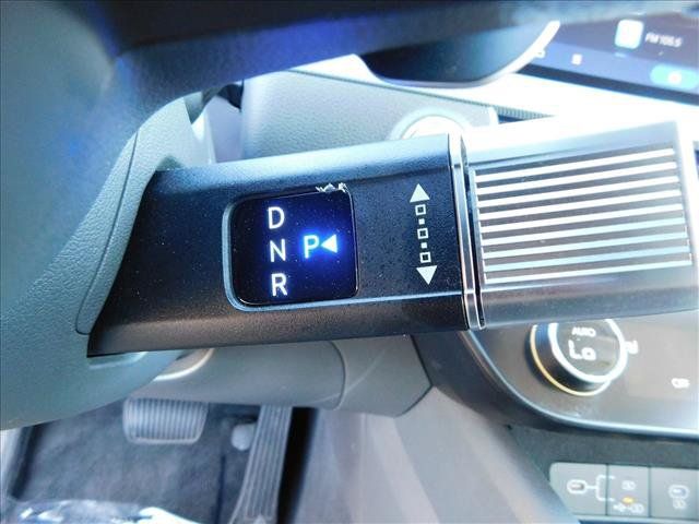 Used 2025 Hyundai Sonata SEL FWD image 18