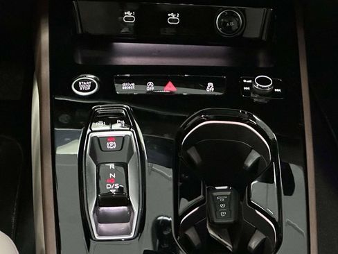 Used 2025 Audi A5 2.0T Premium w/ Convenience Package image 21