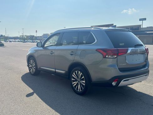 Used 2020 Mitsubishi Outlander SEL AWD/4WD image 3