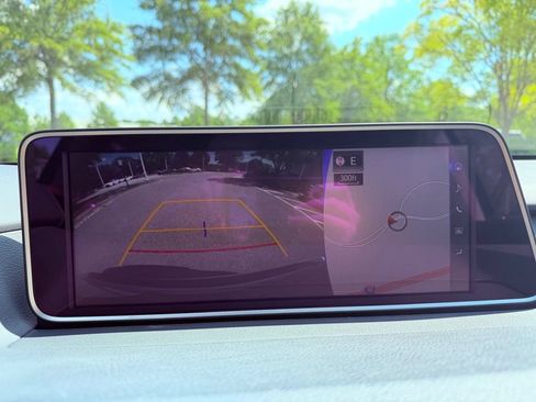 Used 2017 Lexus RX 350 AWD w/ Premium Package image 23