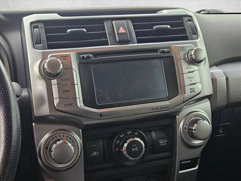 Used 2018 Toyota 4Runner SR5 Premium image 13