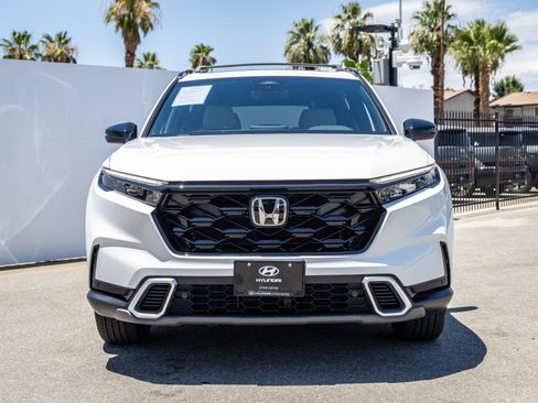 Used 2025 Honda CR-V Sport Touring image 4