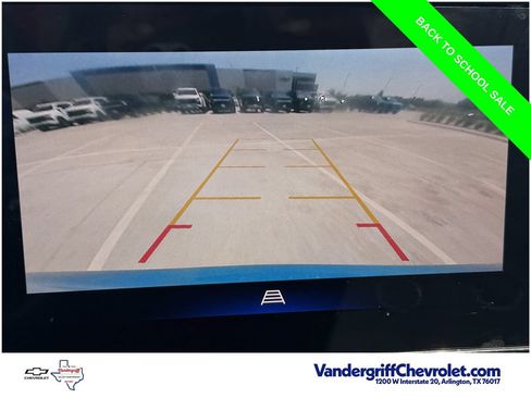 Used 2025 Chevrolet Trax LT w/ Driver Confidence Package FWD image 17