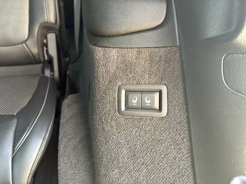 Used 2021 Jeep Grand Cherokee L Overland image 35