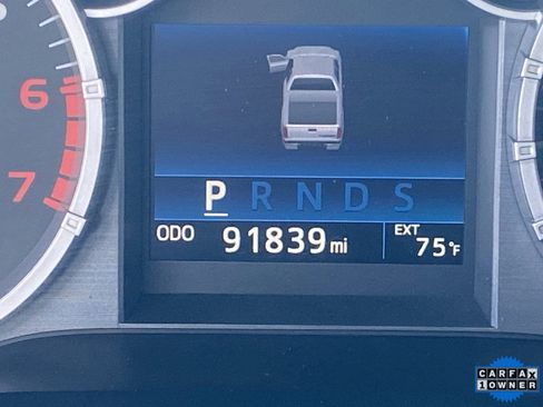 Used 2017 Toyota Tundra SR5 w/ SR5 Upgrade Package image 33