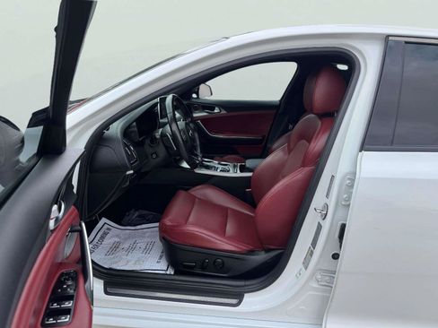 Used 2021 Kia Stinger GT1 RWD image 50