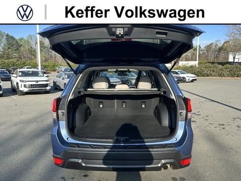 Used 2021 Subaru Forester Premium AWD/4WD image 33
