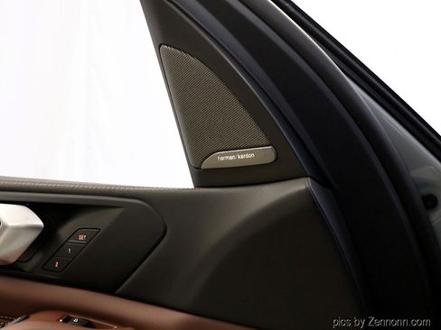 New 2026 BMW X5 xDrive50e w/ M Sport Package image 27