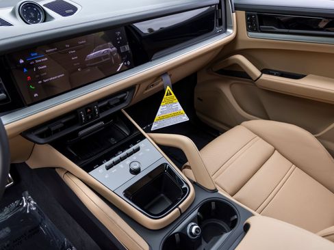 New 2026 Porsche Cayenne S AWD/4WD image 45