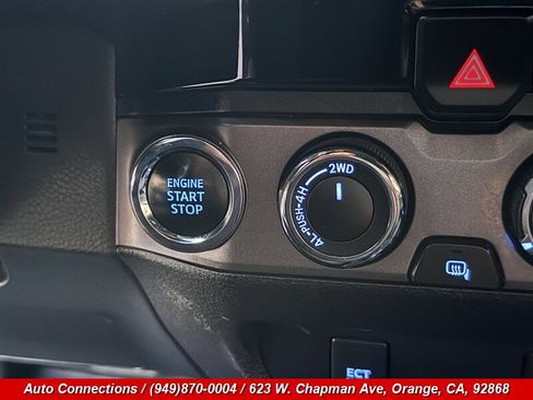 Used 2017 Toyota Tacoma TRD Off-Road w/ Tow Package (A/T) image 16