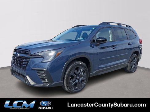 Used 2025 Subaru Ascent Bronze Edition image 1