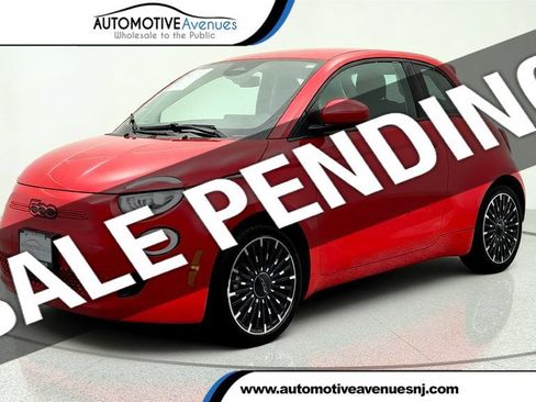 Used 2024 FIAT 500 e (RED) FWD image 1