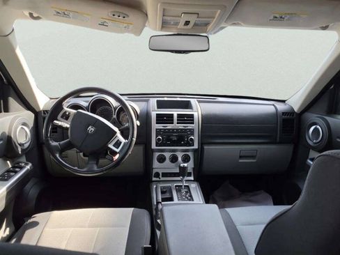 Used 2008 Dodge Nitro SLT w/ Sun & Wheels Group AWD/4WD image 8