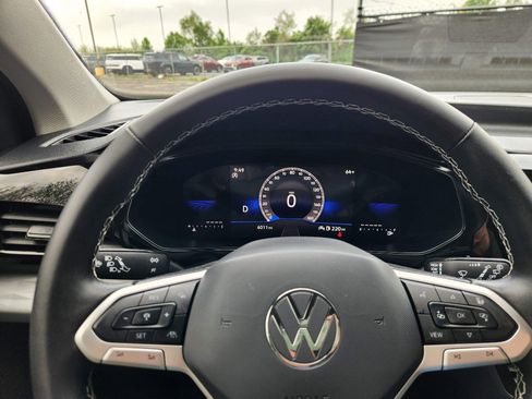 Certified 2024 Volkswagen Taos S image 29