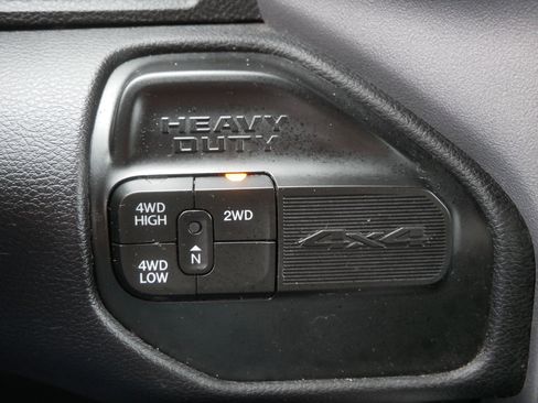 Used 2024 RAM 3500 Big Horn AWD/4WD image 29