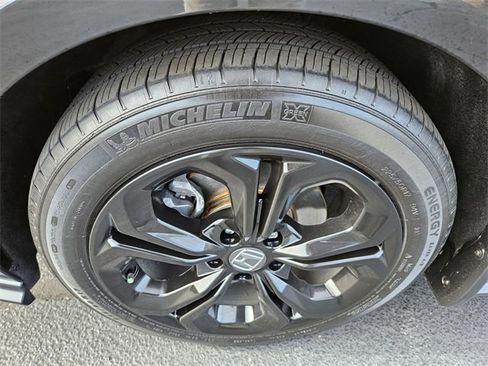 Used 2024 Honda Accord EX image 18