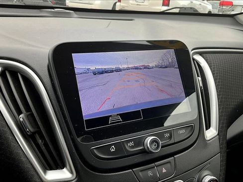 Used 2024 Chevrolet Malibu LT image 14