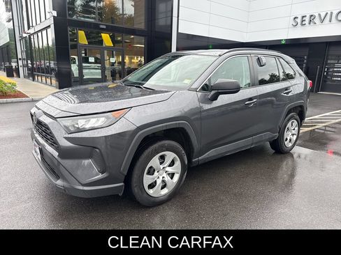 Used 2021 Toyota RAV4 LE AWD/4WD image 1